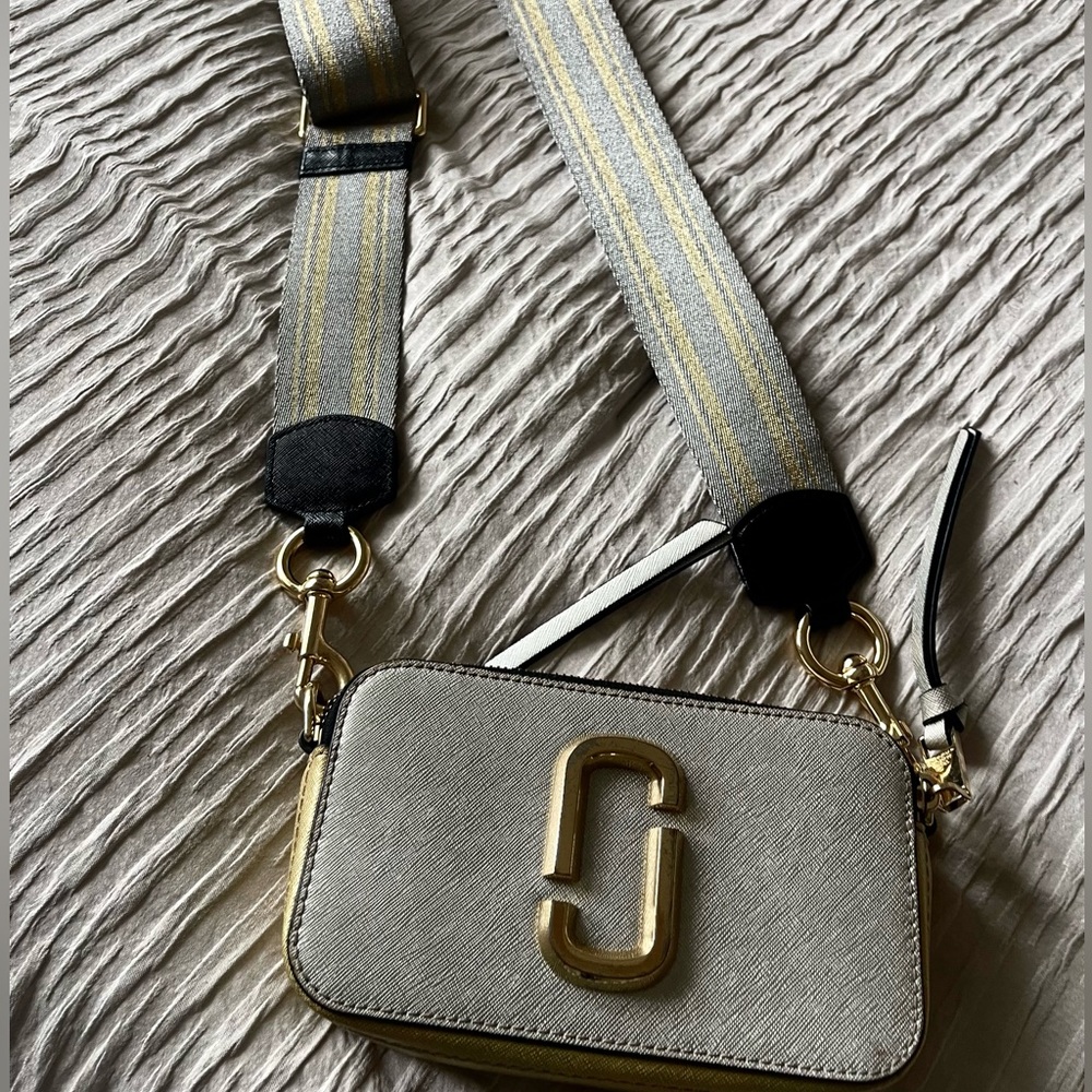 MARC JACOBS SNAPSHOT BAG